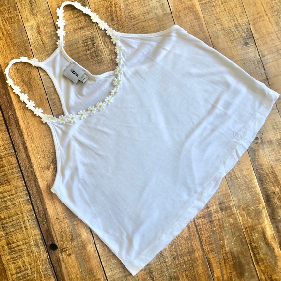 ASOS Tops - Daisy Chain Crop Top